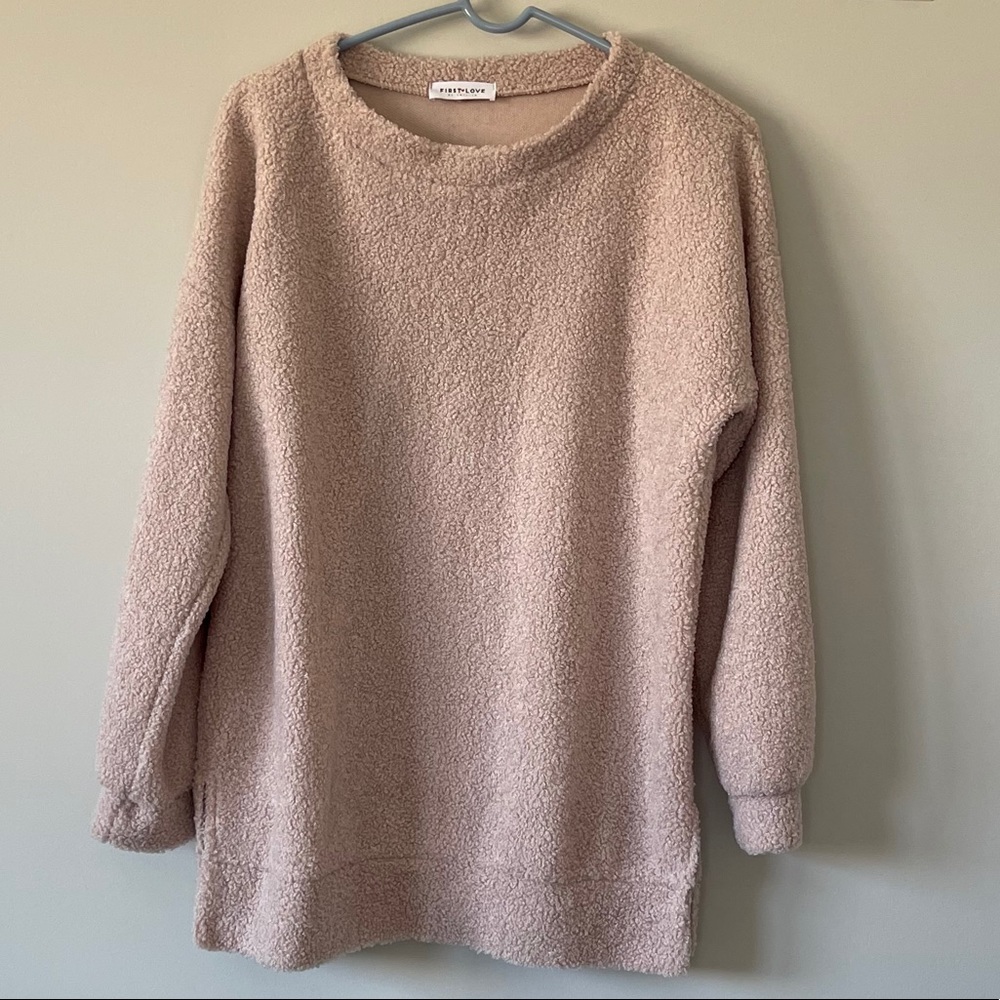 Furry sweater/pullover